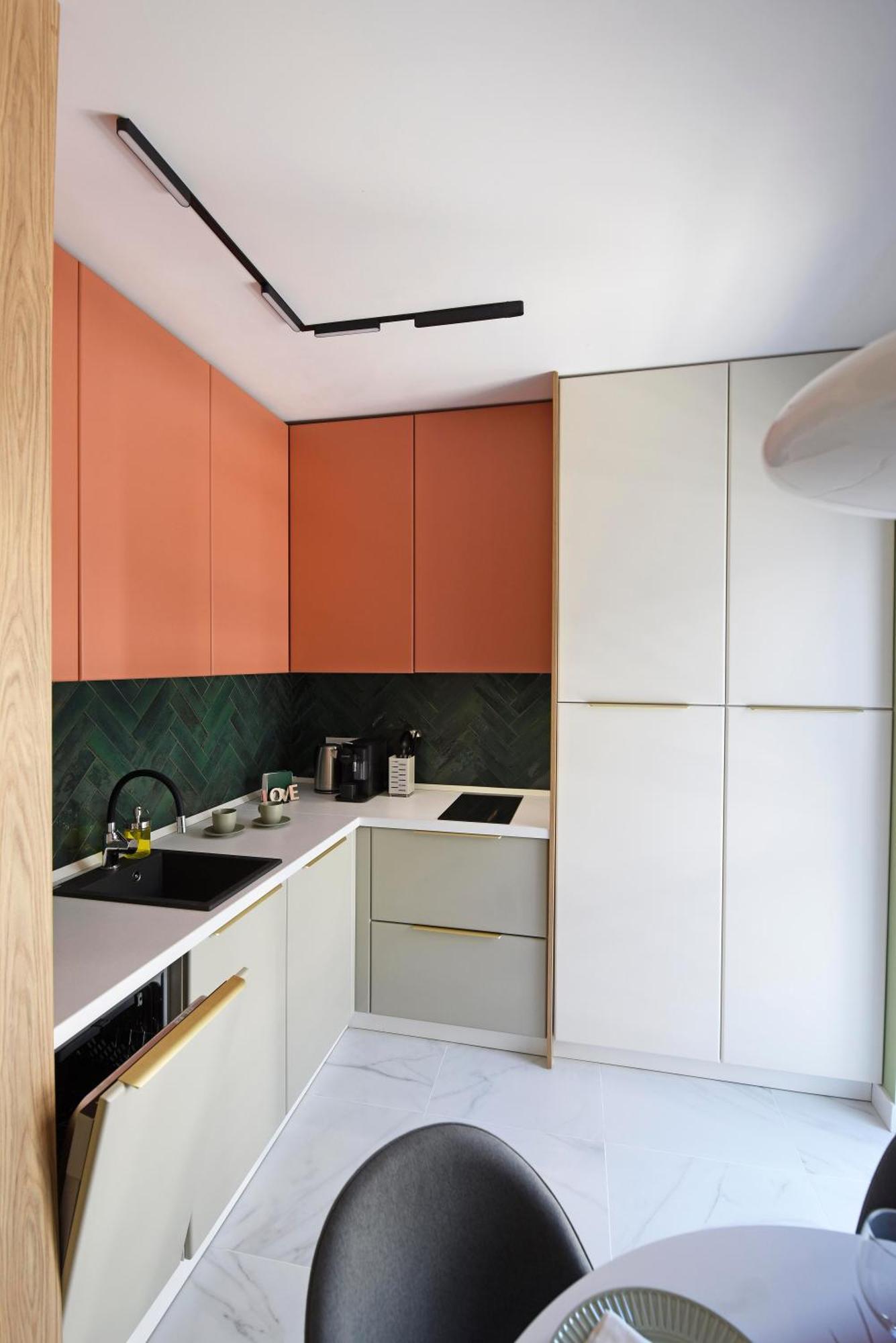 Apartament superior cu 1 dormitor şi balcon